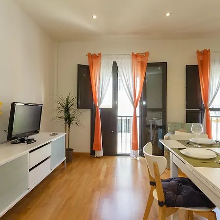 La Palma Free Parking By Cadiz4rentals